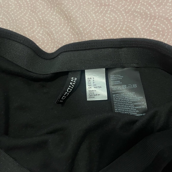 H&M skirt - Picture 2 of 2